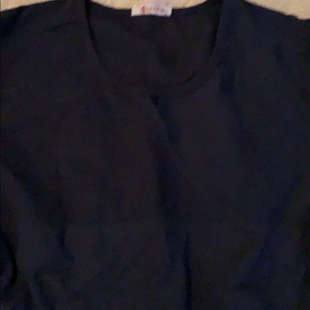 • Navy Scrub Set • - Picture 2 of 2